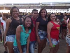 Oktober 10 Anos